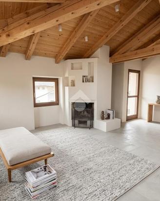 CASA INDIPENDENTE A ALBIANO
