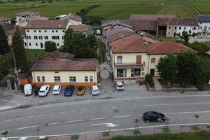 LABORATORIO A COLOGNOLA AI COLLI