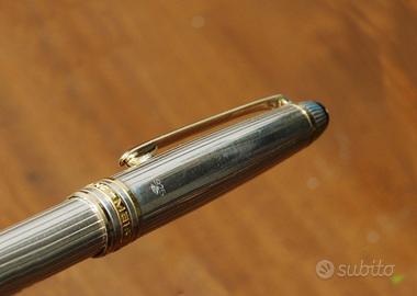 Penna stilografca MontBlanc in argento massiccio
