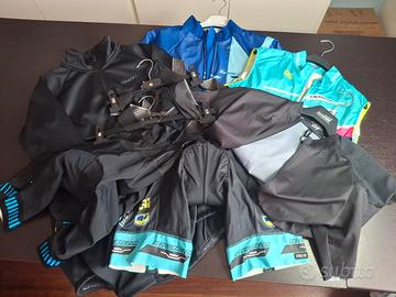 blocco abbigliamento ciclista 