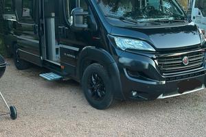 Camper furgonato Adria 