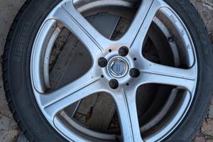 treno pneumatici completo 245x45xR17