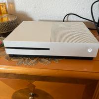 XBOX ONE S 500 gb