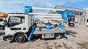 camion-con-piattaforma-aerea-nissan-nt400-cabstar
