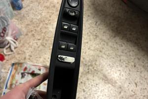 Pulsantiera alzacristalli citroen c4 anno 2007