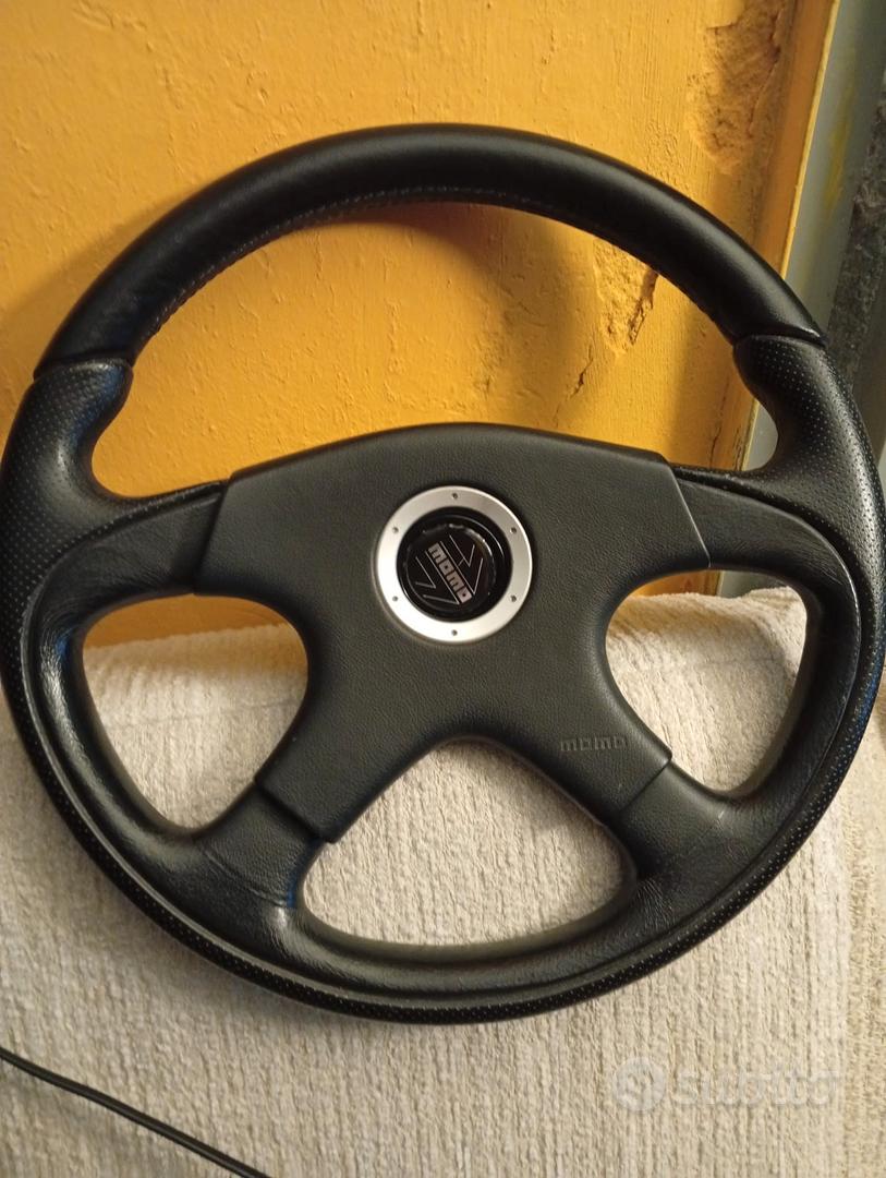 Volante Momo TUN32BK0B In Pelle Nera - Design Sportivo E Universale - Foto 6