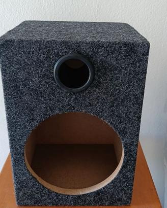 Cassa vuota per subwoofer 20 cm