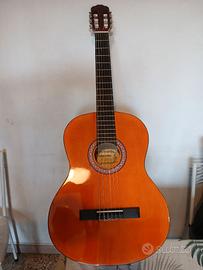 CHITARRA  E  TASTIERA  SEMINUOVE