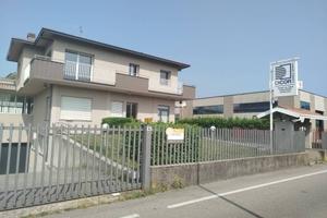 Immobile di 275 m² a Valbrembo