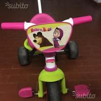Triciclo Masha e Orso
