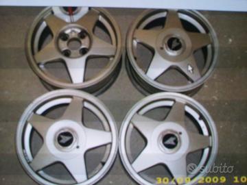 Cerchi il lega alluminio