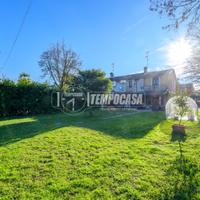 "Q.re Azalee" - SPLENDIDA VILLETTA DI TESTA SU 2