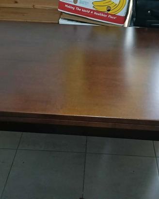 tavolo noce elegantissimo!