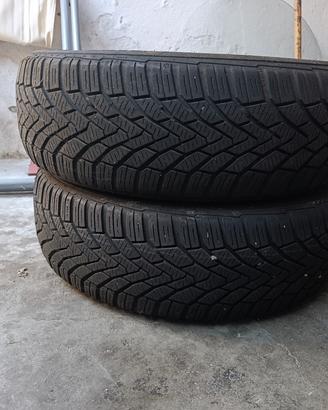 due pneumatici invernali 60% battistrada