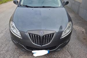 lancia Delta platino