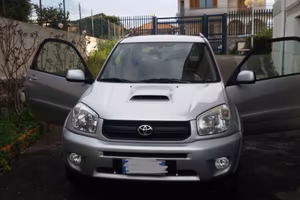 Toyota RAV 4  2.0 D-4D