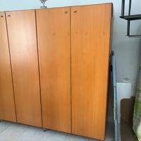 Armadio in legno