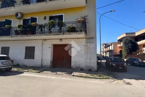 4 LOCALI A CARDITO