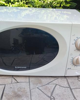 MICROONDE Samsung G2711N GRILL