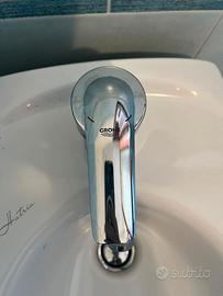 SANITARI HATRIA CON MISCELATORI GROHE