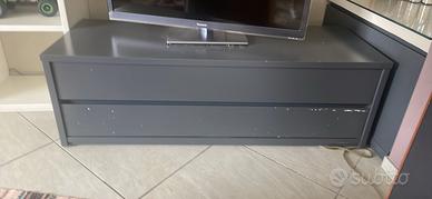 Libreria e mobiletto televisore