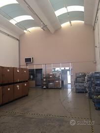 CAPANNONE artigianale con uffici