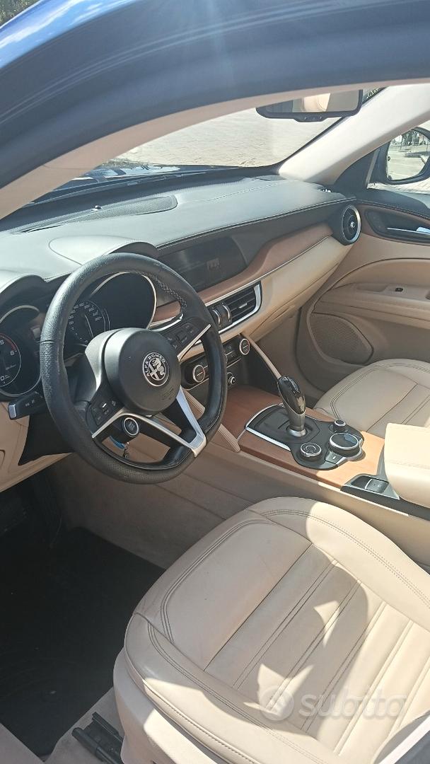 Alfa Romeo Stelvio 2018 photo 3