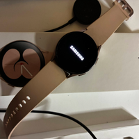 Samsung Galaxy Watch 4 rosa