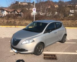 Lancia y 1.3 multijet 95cv allestimento platinum