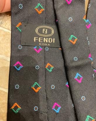 Cravatta Fendi vintage in seta