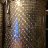 Cisterna acciaio vino