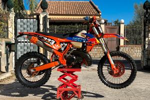 Ktm exc 300 six days
