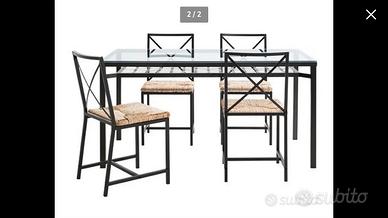Tavolo Ikea in vetro e ferro