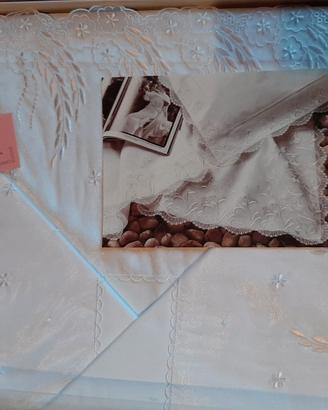 Corredo parure d’epoca letto matrimoniale sangallo