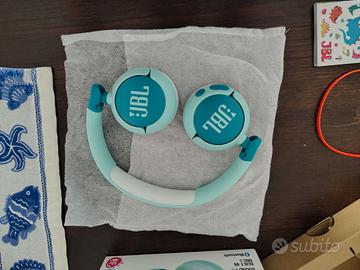 Cuffe JBL JUNIOR 320 BT