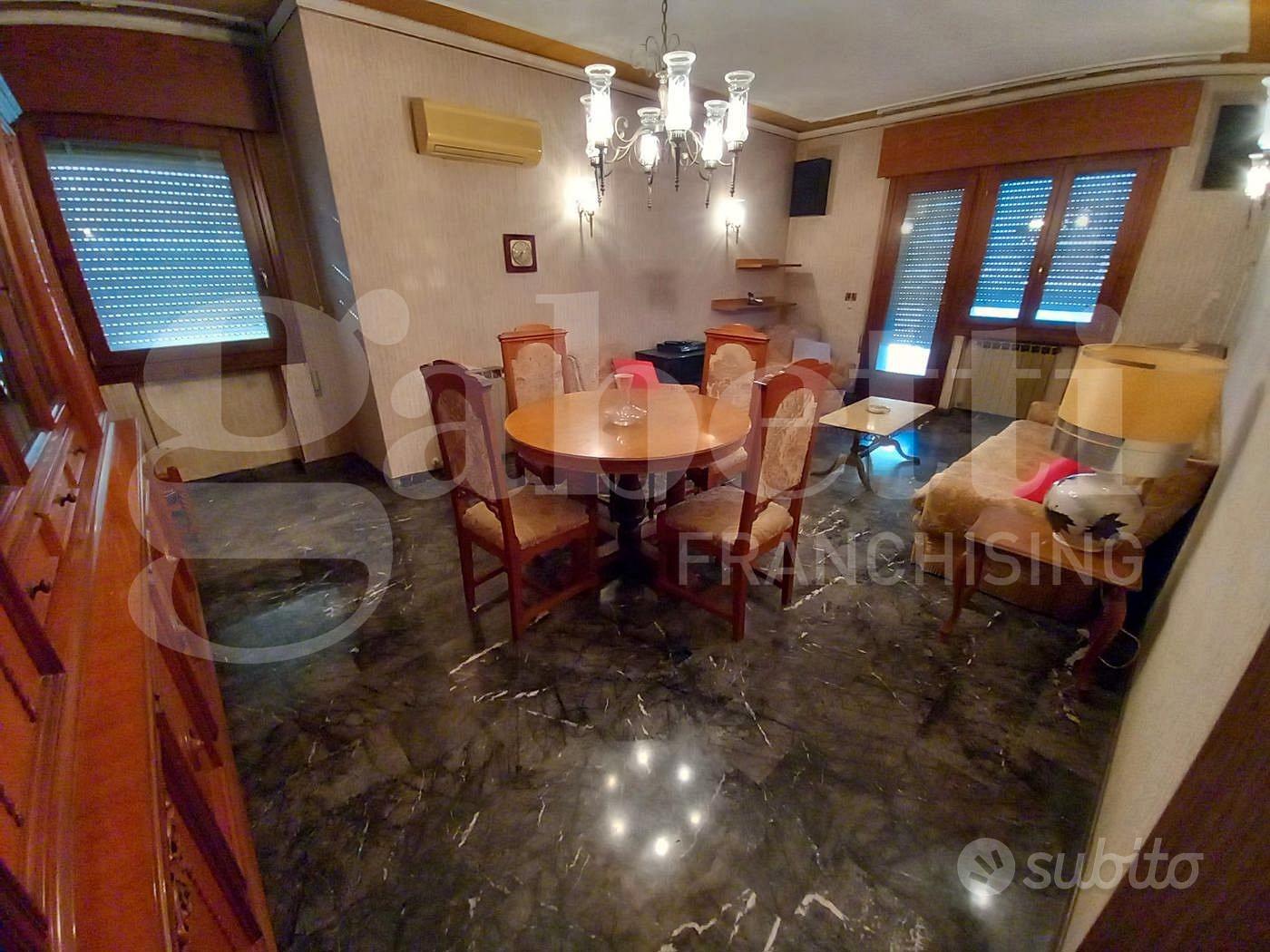 Ampio appartamento BORGO SAN GIOVANNI [3713] - Vista 4