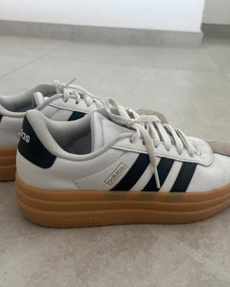 sneakers adidas