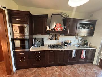 Cucina completa in TRAVERTINO + isola e 4 sgabelli