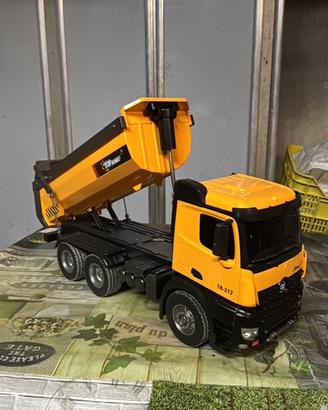 Camion rc 1/14