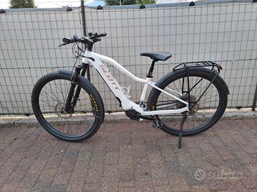 Bicicletta elettrica donna marca Scott taglia S