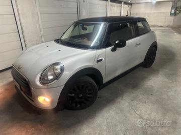 Mini 1.5 116CV DIESEL/AUTOMATICA
