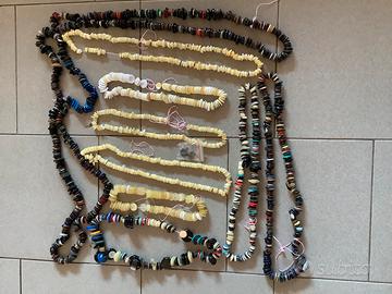 1,250 kilogrammi di bottoni vintage