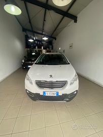 Peugeot 2008 BlueHDi 100 Allure