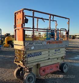 Piattaforma a Pantografo elettrico JLG 2630ES