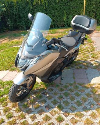 HONDA INTEGRA 750
