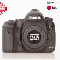 Canon EOS 5D Mark III