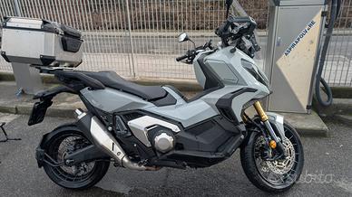Honda X-adv 750 2021 