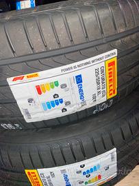 pneumatici / gomme auto e moto