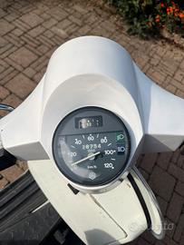 Vespa 125 px permuto