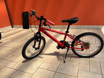 bicicletta per bambino marca Decathlon, misura 20
